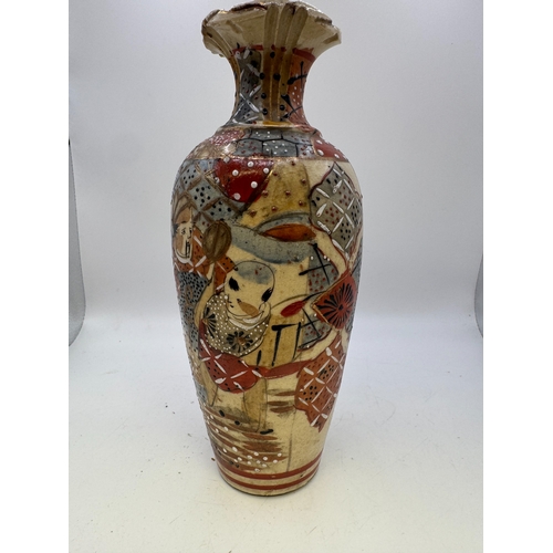 51 - Two antique oversized Japanese export porcelain teapots and four Satsuma export vases (6)