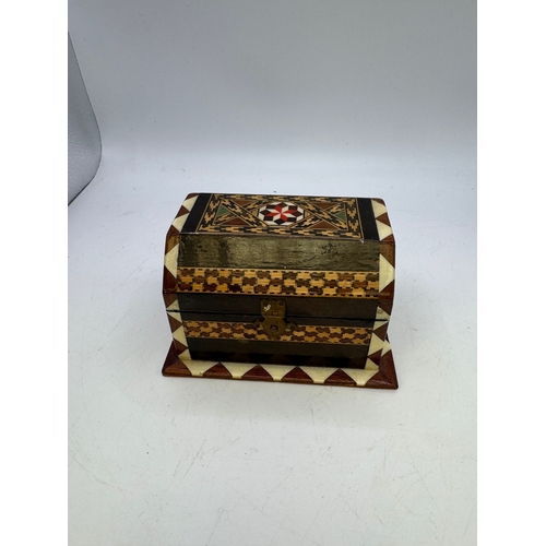 19 - Five various inlaid boxes with bonework and simulated ivory and other parquetry inlaid decoration (5... 