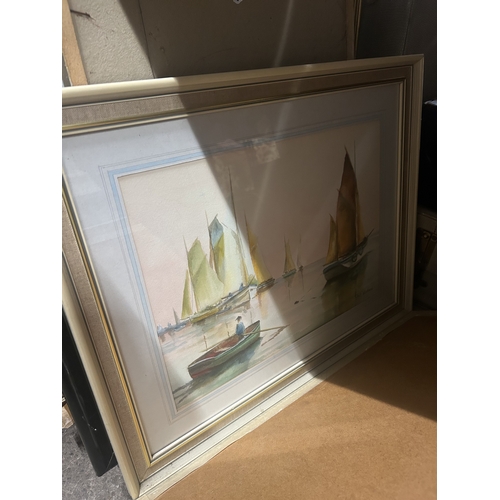 133 - Good large mixed lot of decorative framed pictures and prints