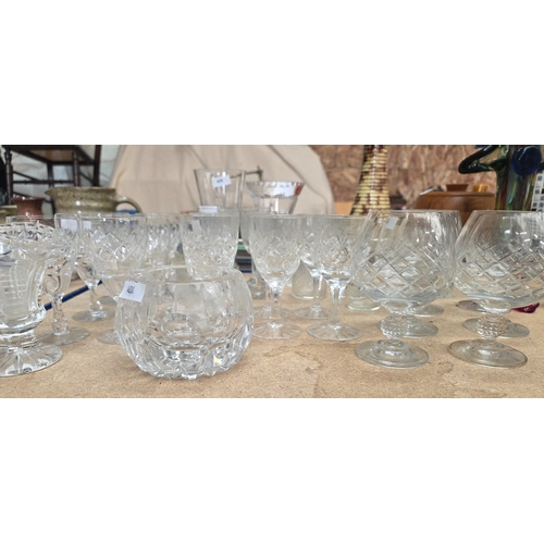 14 - Collection of various glassware to include 19th C examples