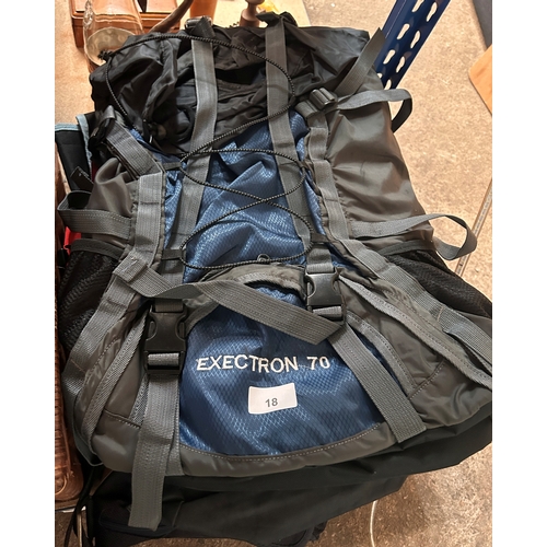 18 - Collection of bags and rucksacks to include a Exectron 70 hiking rucksack example