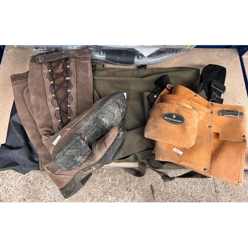 29 - Amega gun slip case, leather tool belt and a pair of Dublin ladies outdoor boots (3)