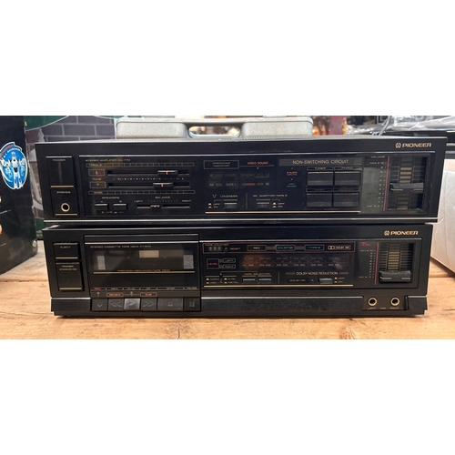 46 - Vintage Pioneer tape deck and stereo amplifier model SA-770 (2)
