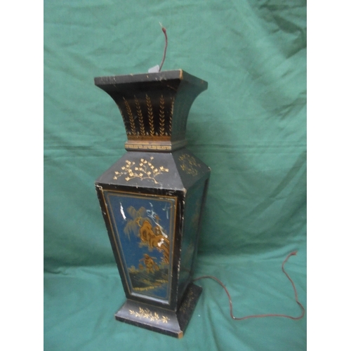 512 - Chinese style wooden lamp base of vintage era for rewiring