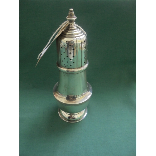 605 - Sugar caster, Sheffield 1937, est. 155 grams.