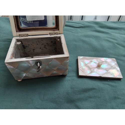 490 - Mother of Pearl lidded box, glass topped with inner mother of pearl lid, lockable with key