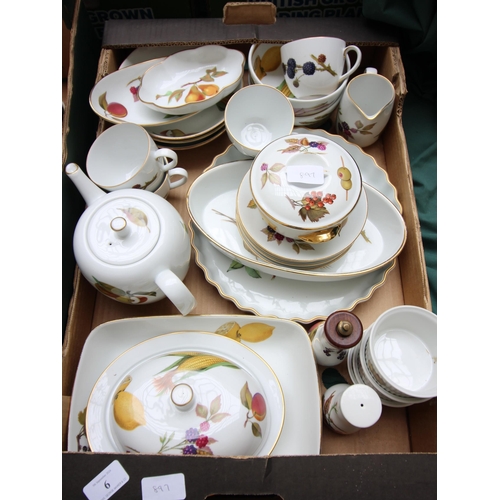 6 - Collection of Royal Worcester Evesham table ware, cups, saucers, tea pot, sugar bowl etc and flan di... 