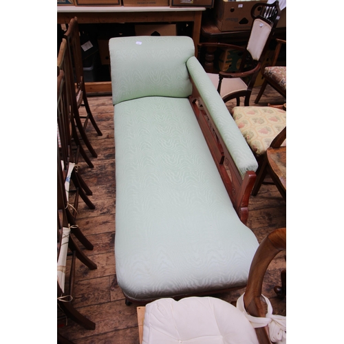 641 - Replacement fabric covered chaise longue