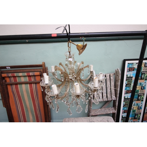 650 - Ornate large glass chandelier, highly detailed