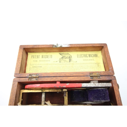 361 - Patent Magneto electro machine for nervous diseases in oak box with brass handles and original lock