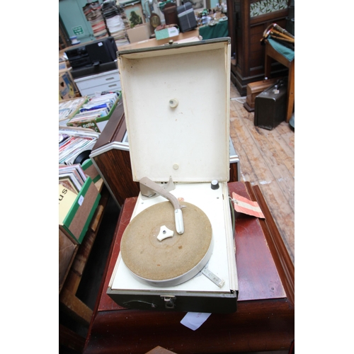 480 - Phillips portable record player with in-built speaker 1960's