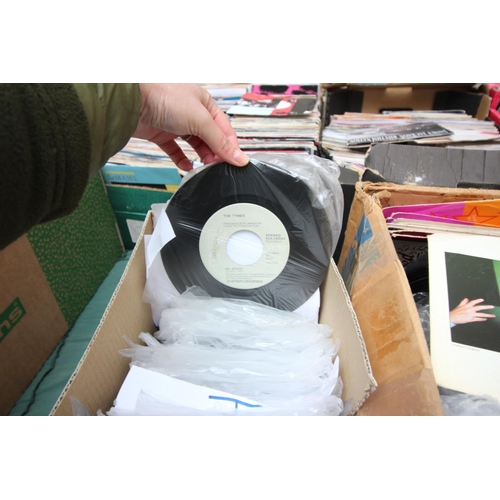 532 - Box of mixed loose 45 rpm with original covers from 60's to 90's