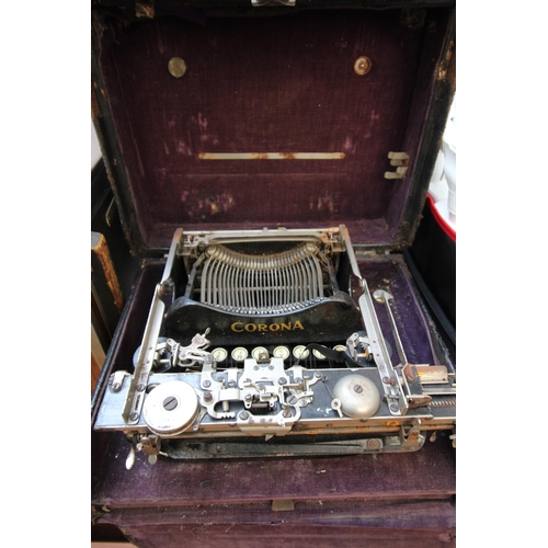 20 - Vintage Corona typewriter in case