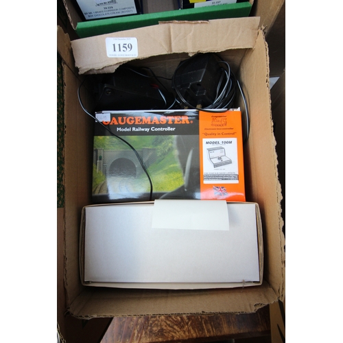 1159 - 2 Gauge Master controllers in original boxes