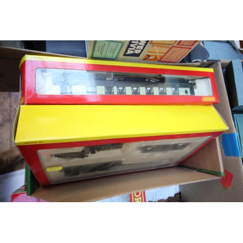 1164 - 6 originally boxed Hornby OO gauge carriages and freight being a R4163 Pullman Parlour Car, Pullman ... 