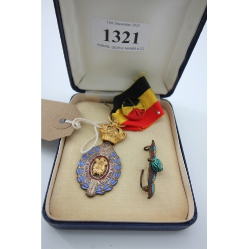 1321 - European medal/medallion and ribbon together with enamelled winged brooch