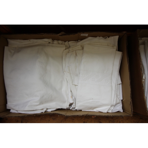 269A - Qty of vintage antique linens, tablecloths etc