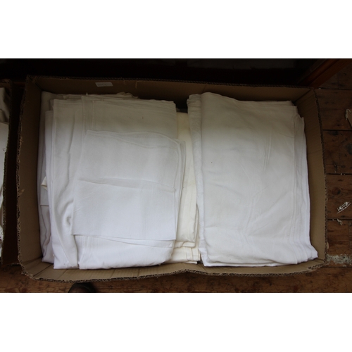 269B - Qty of vintage antique linens, tablecloths etc