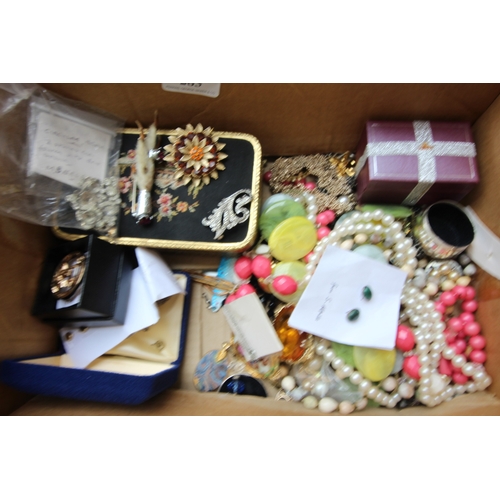 283 - Mixed box of cosmetic jewelry, necklaces, earrings and various other items