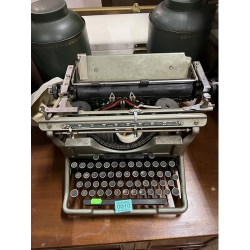 10 - Vintage Facit Typewriter