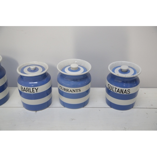 164 - Blue and White Cornishware Set of 5 Graduated Barrells (13 cm W x 16 cm H)