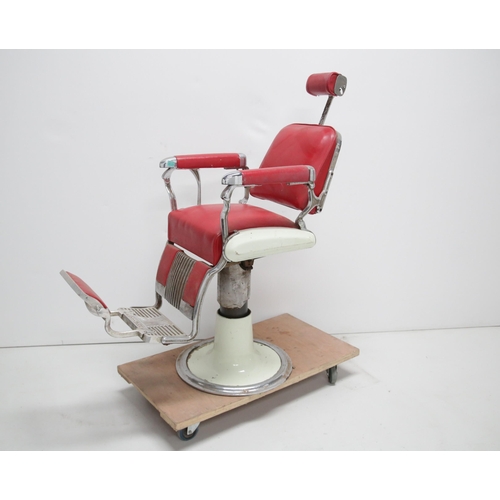 32 - A Belmont Art Deco Barbers Chair, damage to mechanism (70 cm W x 145 cm H x 140 cm D)