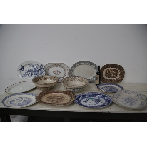 1512 - Extensive Collection of Spode, Willow Pattern Platters and Bowls