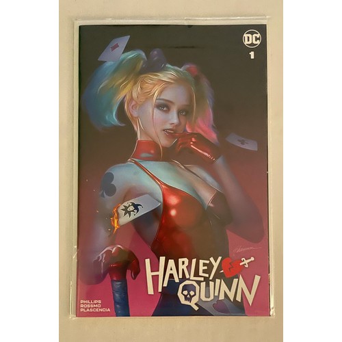 69 - Harley Quinn #1 - Shannon Maer Trade/Minimal Trade Dress Variant Set Ltd to 1600. Both New/NM, Bagge... 