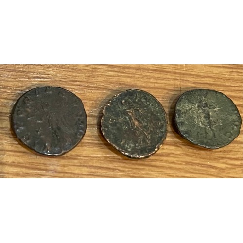 241 - Roman Coins - 3 x Spiked crown Emperor coins inc Carinus (AD 283-285) and Probus (AD 278) Sestertius... 