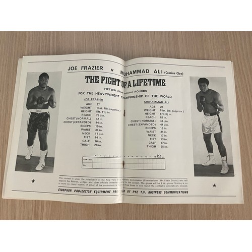 230 - Muhammad Ali V Joe Frazier original 1971 Viewsport Programme. Titled 'The Fight of a Lifetime'.This ... 