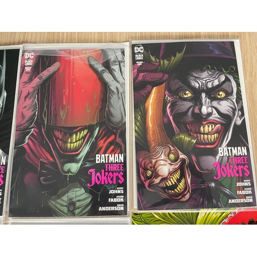 1 - BATMAN- THREE JOKERS BUNDLE. 14 DC Comics in total plus Preview comic and poster. 6 x Book one, 5 x ... 