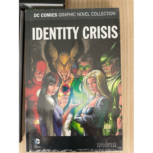 40 - CRISIS ON INFINITE EARTHS  - DC COMICS GRAPHIC NOVEL COLLECTION - 5 x HARDBACK BOOKS.
Featuring:
Cri... 