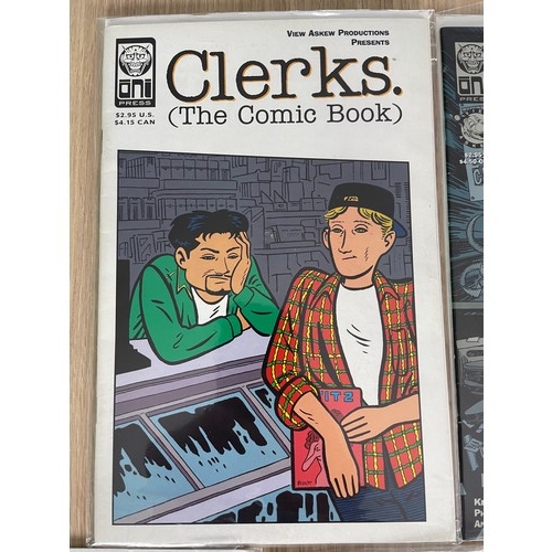 67 - CLERKS/JAY & SILENT BOB COMICS. 7 Comics
Featuring:
Clerks (The Comic Book) - 1996
Clerks (Holiday S... 