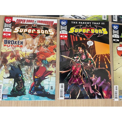 304 - DC Comics - SUPER SONS (2017) Complete set #1 - 16 plus Annual (17 comics in total)
All Bagged and a... 