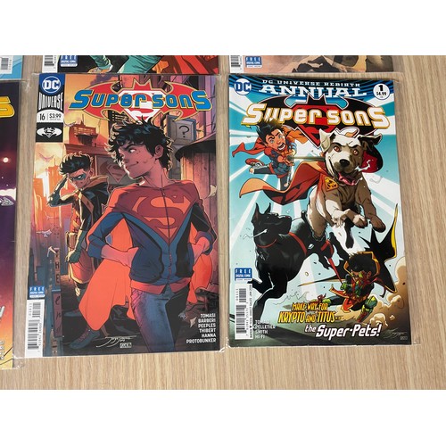 304 - DC Comics - SUPER SONS (2017) Complete set #1 - 16 plus Annual (17 comics in total)
All Bagged and a... 