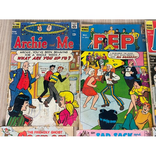 384 - Selection of 60s independent comics, including Archie, Ripley’s Believe It or Not, Daffy Duck). 18 c... 