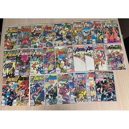 381 - MARVEL COMICS AVENGERS BUNDLE - Bronze Age, 1978 Onwards, Featuring: #170,171,177,182,184,190,191,19... 