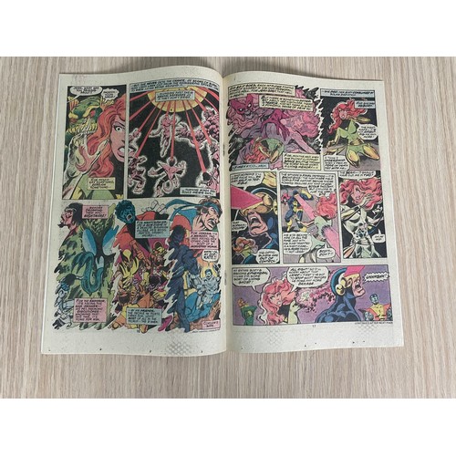 273 - Uncanny X-Men #108. Marvel Comics 1977. First John Byrne artwork on X-Men titles. FN Condition. Bagg... 