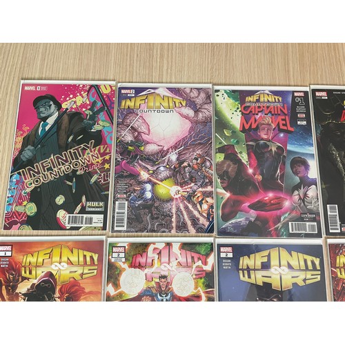 293 - Infinity Countdown issues + Infinity War #1-6 (including variants). Marvel Comics 2018. 14 Comics in... 