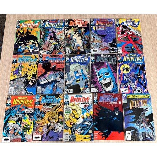 10 - BATMAN Detective Comics Bundle 40 Comics from #612 (1990). VG+/FN Condition. DC Comics.