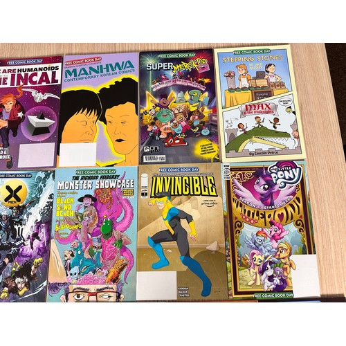 42 - Free Comic Book Day Bundle - 19 Comics including Invincible #1 Reprint, X-Men, Archie and many more.... 