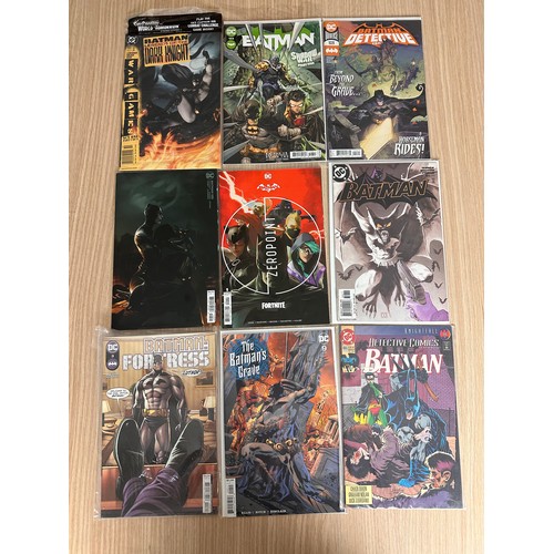 125 - BATMAN COMICS JOB LOT/BUNDLE. 40 comics various decades, includes some minor keys and #1's.