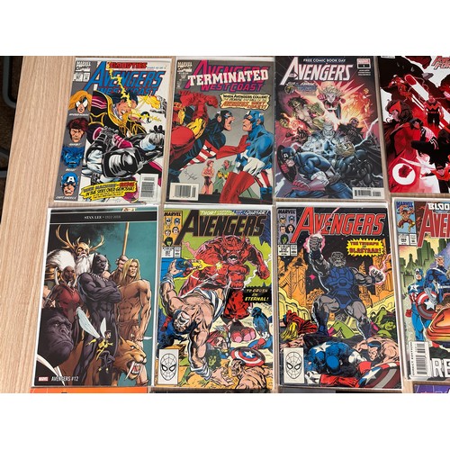 127 - Avengers Bundle - 15 Comics plus one Hardback Graphic Novel. Marvel Comics.