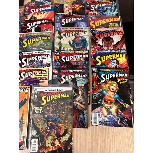 159 - SUPERMAN Vol. 2 Bundle - 60 Comics from 2000 onwards, includes some minor keys. Features #153,154,16... 