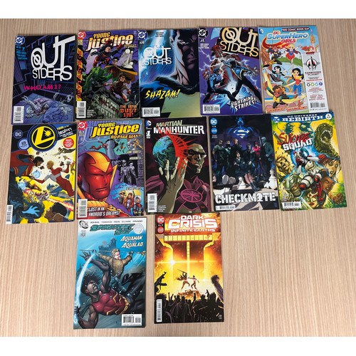 182 - DC COMICS BUNDLE - Huge comics bundle featuring 108 DC Comics, various titles and decades. Featuring... 