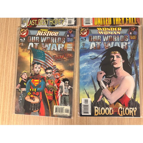 189 - OUR WORLDS AT WAR - 10 One shot comics. DC Comics (2001) Featuring one shots of:
Harley Quinn (Key c... 