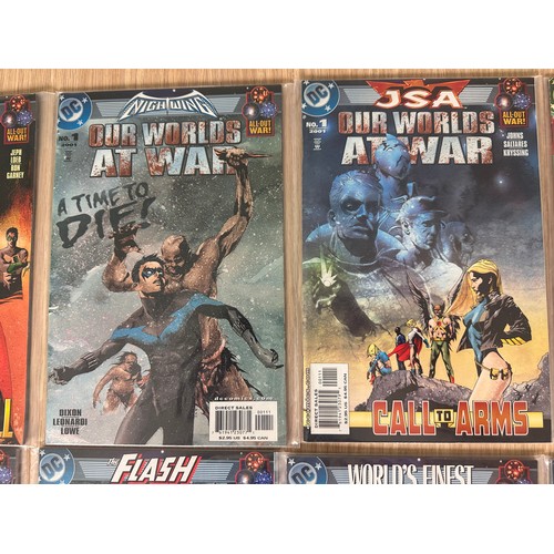 189 - OUR WORLDS AT WAR - 10 One shot comics. DC Comics (2001) Featuring one shots of:
Harley Quinn (Key c... 