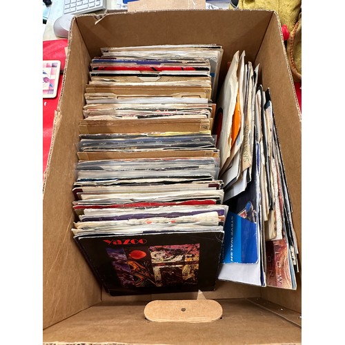 312 - 100+ 70's & 80's Vinyl Record 7