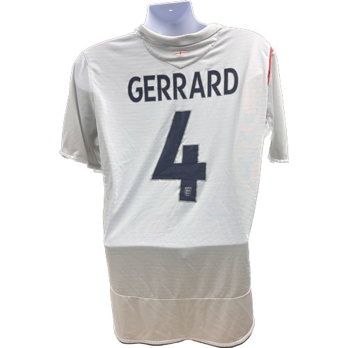 293 - ENGLAND 2006 Home Football Shirt, Umbro, Gerrard 4. Official Authentic Team shirt with Steven Gerrar... 