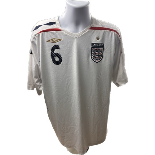 296 - ENGLAND 2008 Home Football Shirt, Umbro, Terry 6. Size Large. Official Authentic Team Shirt With Joh... 